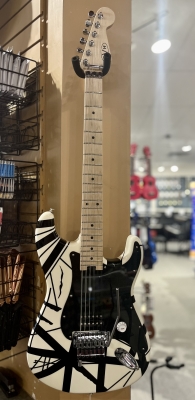 Store Special Product - EVH - Stripe Series Electric Guitar - White/Black